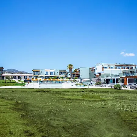 Otel Ampelia Sea Side 4*